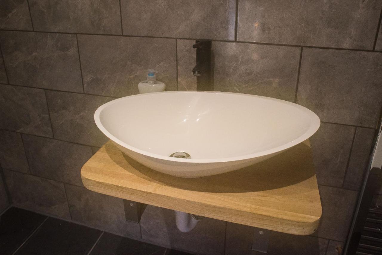 Luxury Super Central Cottage With A Hot Tub/ Gym Портри Екстериор снимка